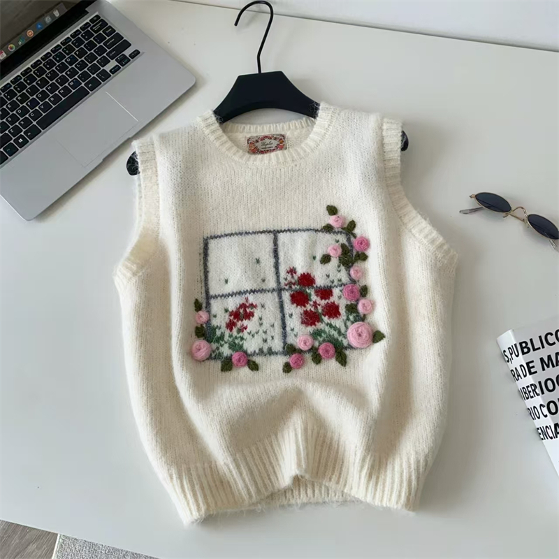 Colete de malha com bordado fl - Embroidery Rose avaliação e preço