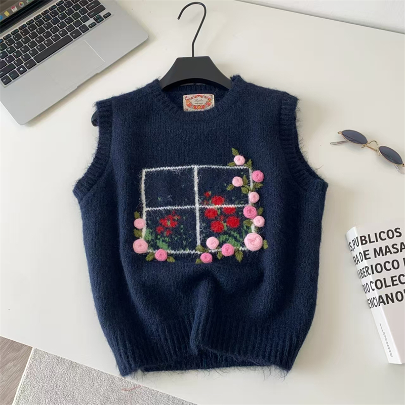 Colete de malha com bordado fl - Embroidery Rose avaliação e preço
