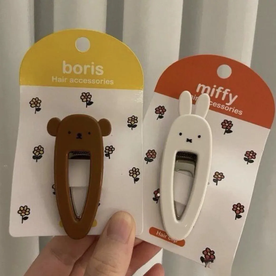 Presilha de cabelo com o tema  - Embroidery Reddit avaliação e preço